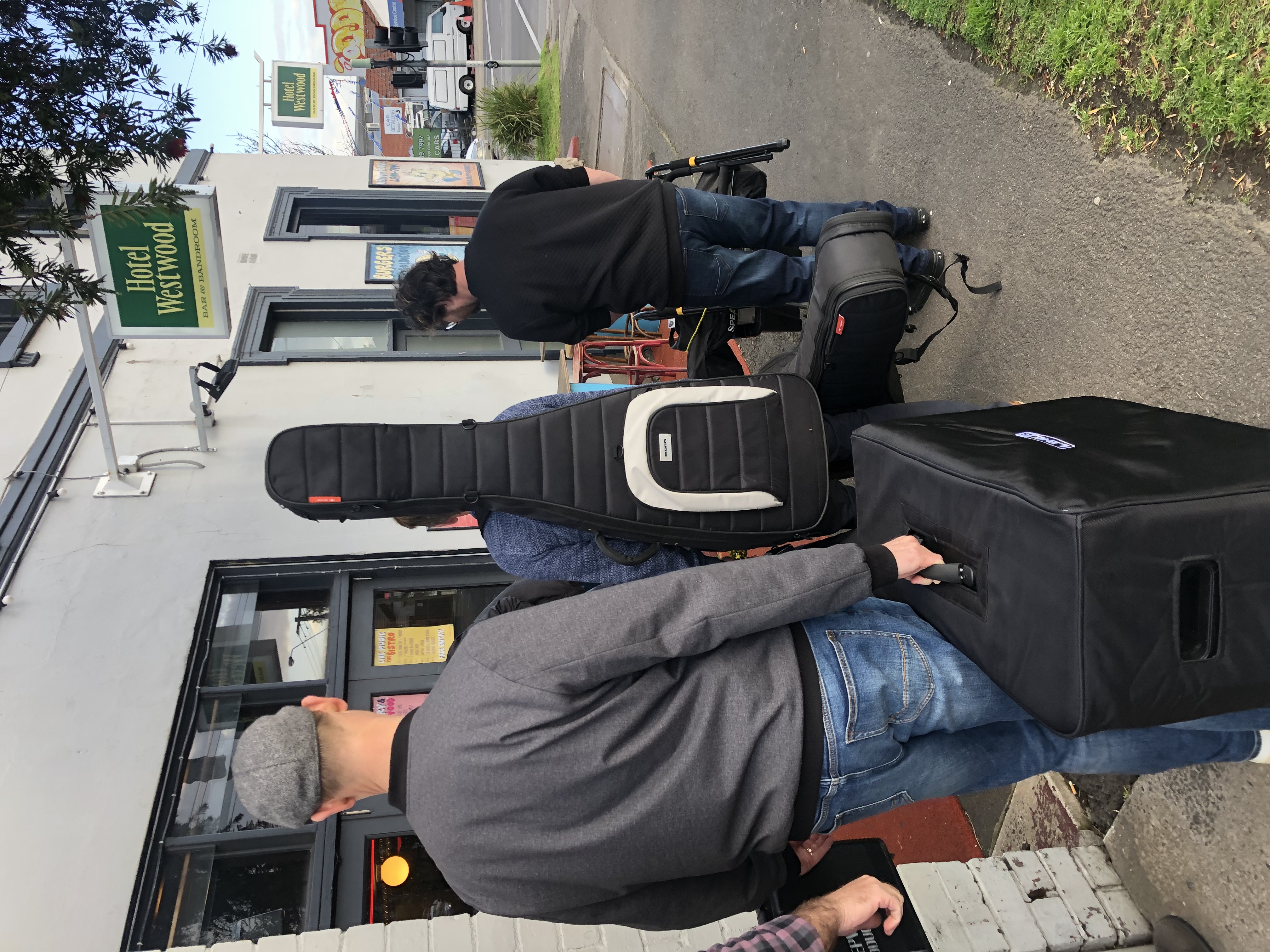 The Black Curtains - Photo 33