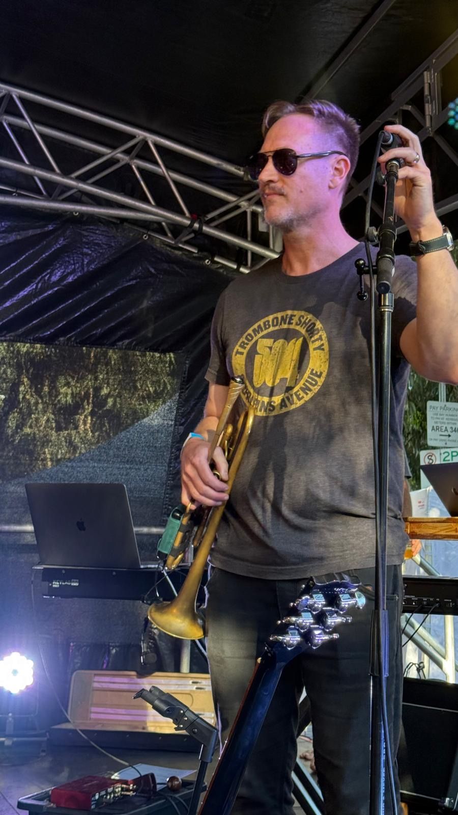 The Black Curtains - Photo 7