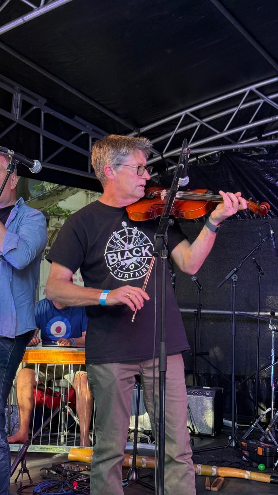 The Black Curtains Live Performance - Photo 4